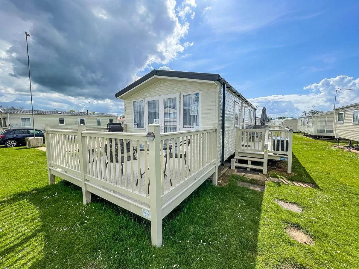 Hotel Lovely Caravan Nearby The Beach In Hunstanton, Norfolk Ref 23071C Exterior foto