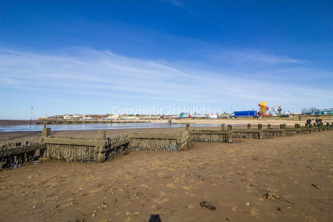 Hotel Lovely Caravan Nearby The Beach In Hunstanton, Norfolk Ref 23071C Exterior foto